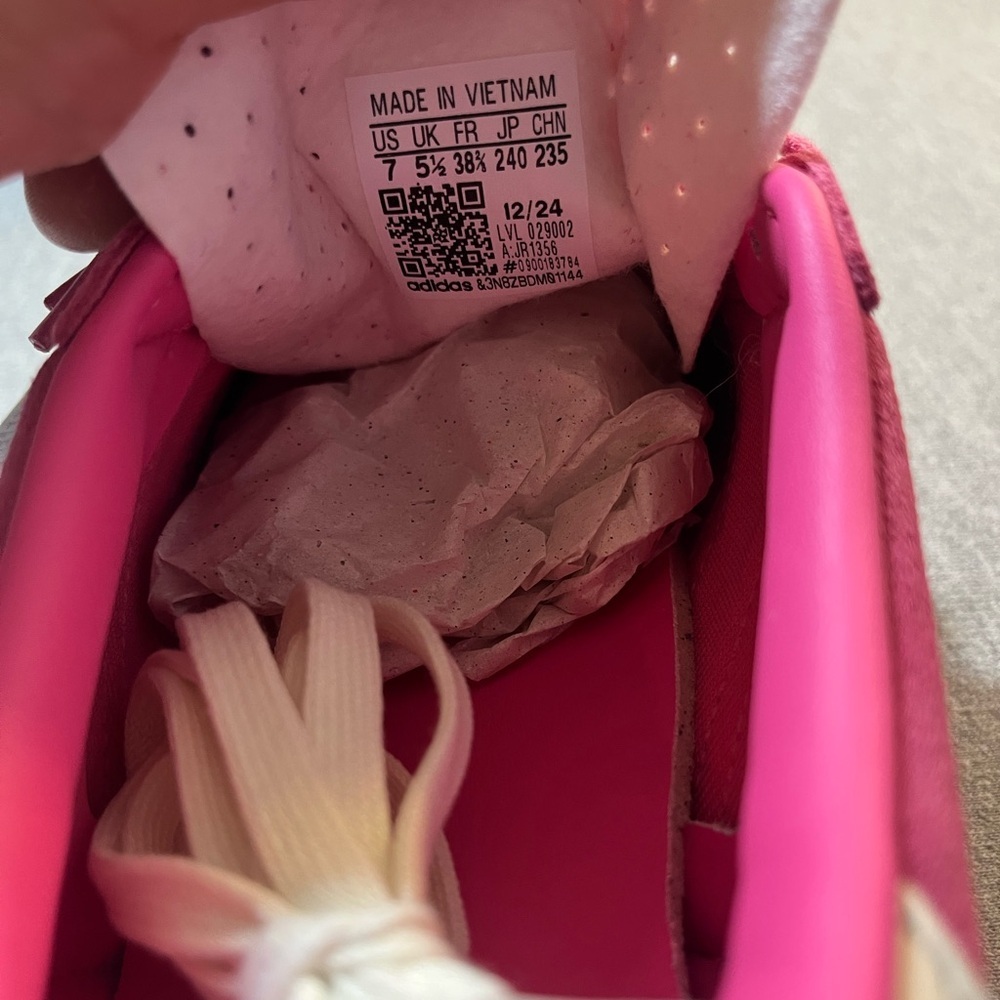 Adidas Gazelle Indoor Pink White Gum Size Women's Shoe Size 7 JR1356​​ - Picture 10 of 11